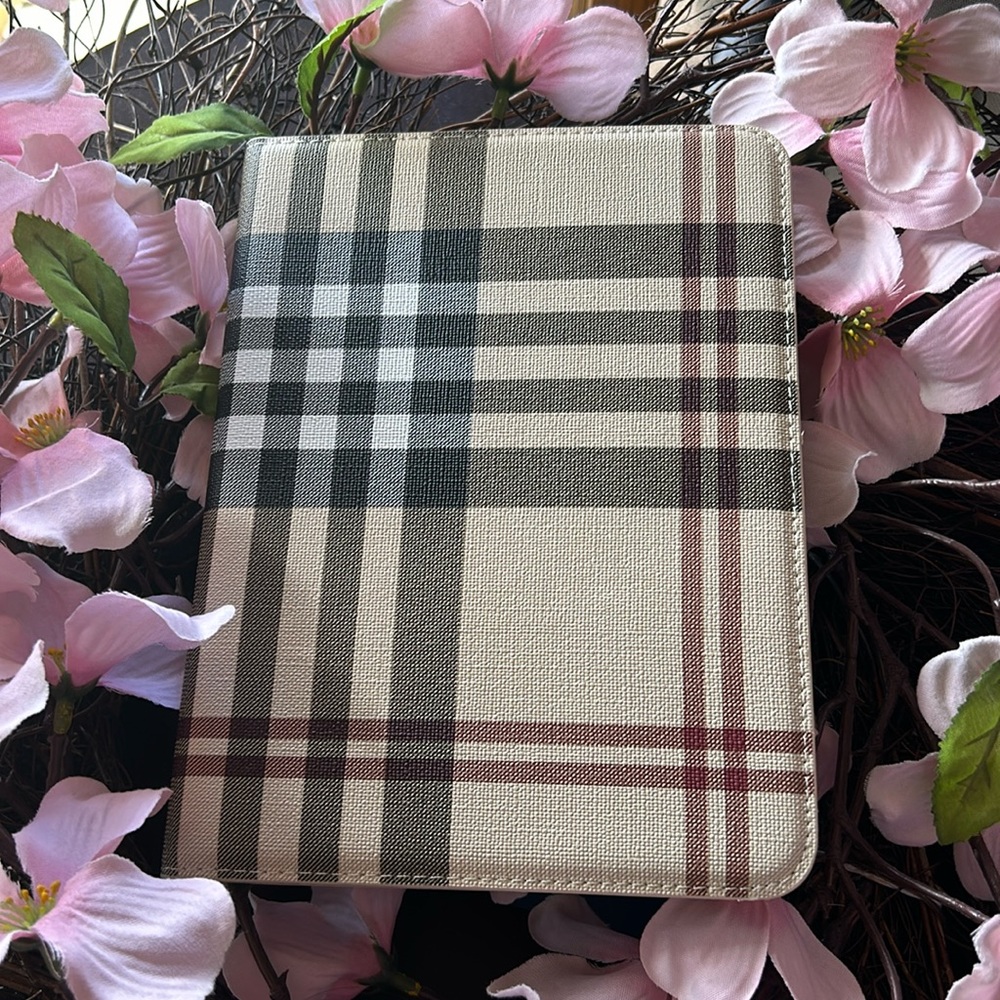NWOT iPad Folio Mini 6 (6th Generation)